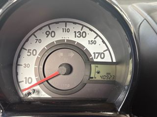 Toyota Aygo 2013.  con 44000KM!!