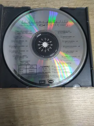 CD El Último de la Fila: Como la cabeza al sombrer