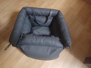 Cesta para coche de perro