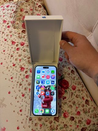 iPhone 16 Plus Azul
