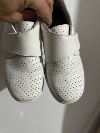 Zapatos blancos dian
