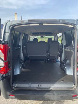 Peugeot Expert 2015
