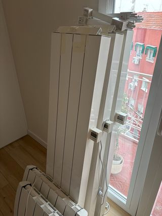 Radiadores eléctricos blancos