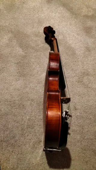 Violín Carlo Giordano 4/4 con estuche