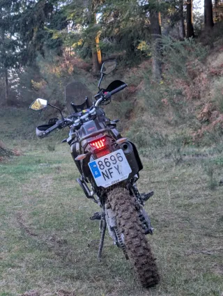 Voge 300 Rally Negra