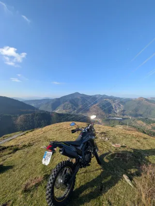 Voge 300 Rally Negra