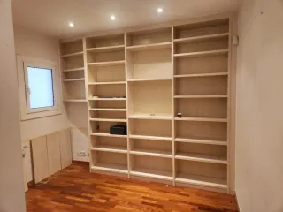 Muble estanteria librería de madera