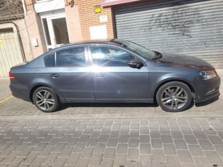 Volkswagen Passat 2013