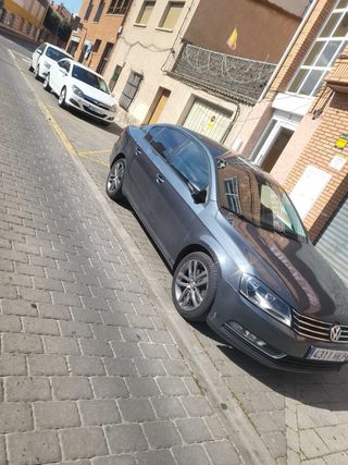 Volkswagen Passat 2013