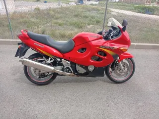 Suzuki GSXF 600