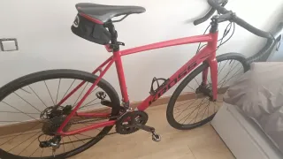 Bicicleta Kross carretera como nueva