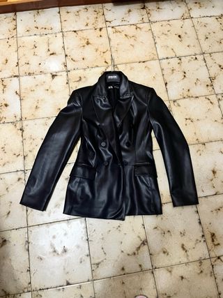 Blazer Zara nero doppio petto