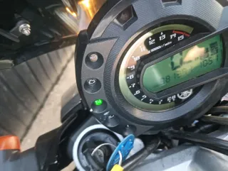 Yamaha FZ6 Naked Negra y Plateada