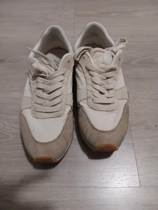 Zapatillas Zara blancas