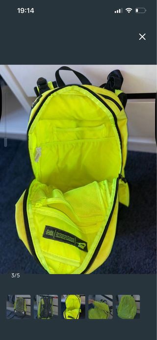 Mochila Nike Negra y Amarilla