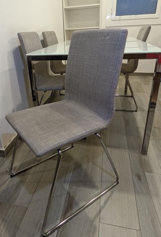 Mesa Comedor Cristal y 4 Sillas