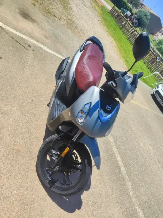 SYM Symphony 49cc 2023 Scooter Automático