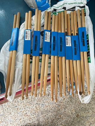 9 Pares de Baquetas Music Store