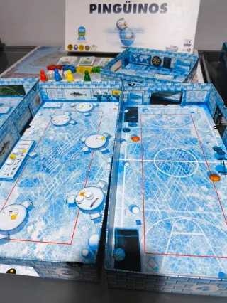 Escuela de Pingüinos Juego de Mesa