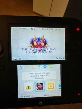 Nintendo 2DS Negra y Azul + Mario Kart 7