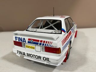 BMW M3 E30 1/18 FINA Rally
