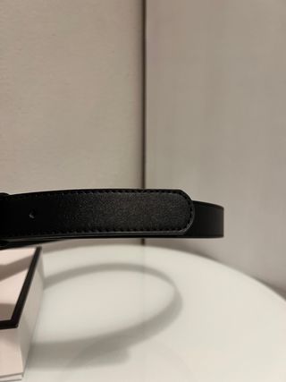 Cinturón Negro Hebilla Plateada