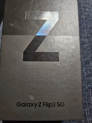 *SAMSUNG GALAXY Z FLIP 3 5G -256GB-8RAM + Extras
