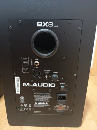 M-Audio BX8 D3 Monitores Estudio