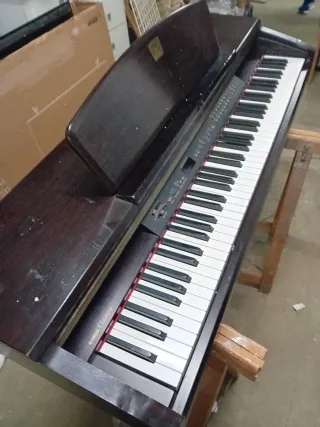 Piano Yamaha Clavinova CLP-130