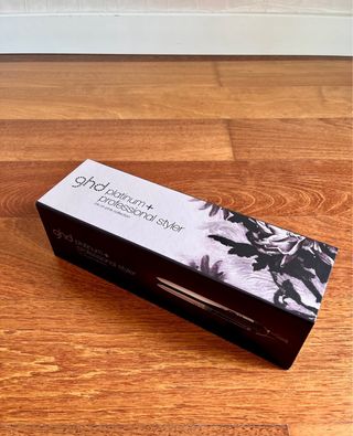 CAJA ORIGINAL PLANCHA GHD PLATINUM+.
