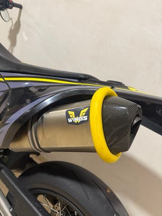 Husqvarna 701 Supermoto