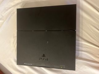 PS4 (Playstation 4) + Mando + Cavi