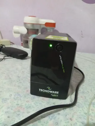 Tecnoware UPS Era Plus 750va/525 watios