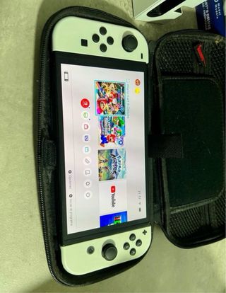 Nintendo Switch OLED Bianca + Giochi