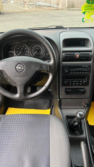Opel Astra Etiqueta B