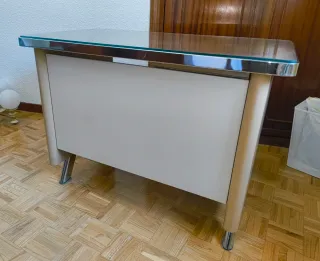 Mesa escritorio vintage cristal y metal