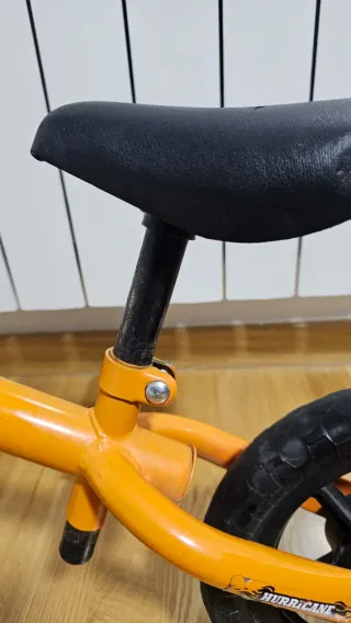 Bicicleta sin pedales Hurricane Naranja