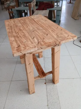 Tavolino rustico in legno