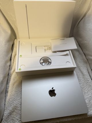 MacBook Air 13 M4 256GB Plata
