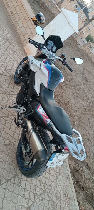 Bmv F800R