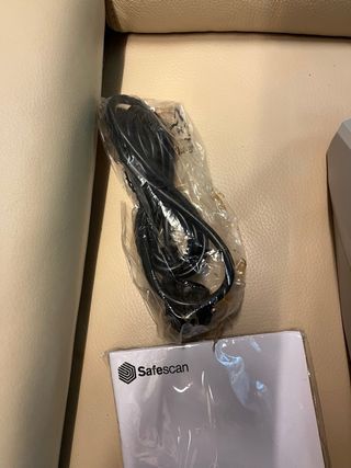 Contadora de billetes Safescan 2465-S