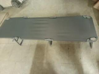 Tumbona plegable gris