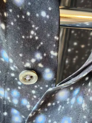 Camisa Armani Estampado Galaxia Talla XL