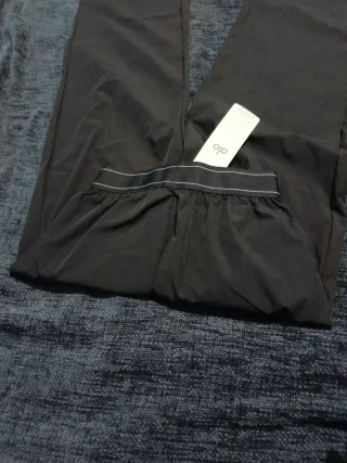 Pantalón Alo Yoga Negro