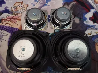 Pareja de Altavoces Negros y Azules