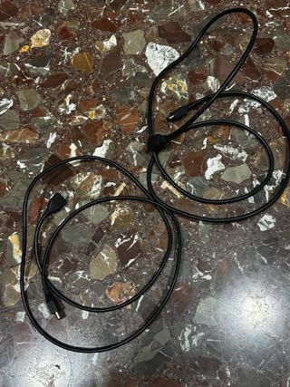 2 Cables HDMI