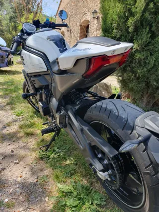 CFMOTO 700 CL-X SPORT Blanca/Amarilla