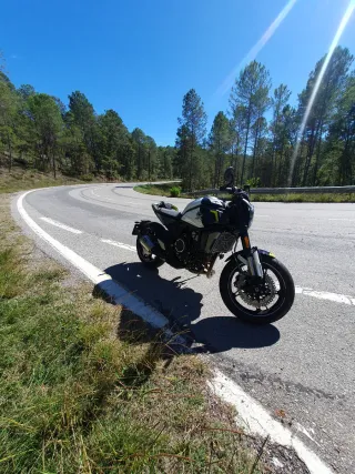 CFMOTO 700 CL-X SPORT Blanca/Amarilla