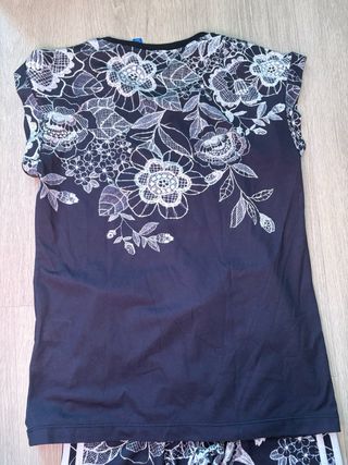Conjunto Adidas Top y Leggings Estampados