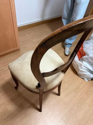 Juego 4 sillas madera tapizadas clásicas